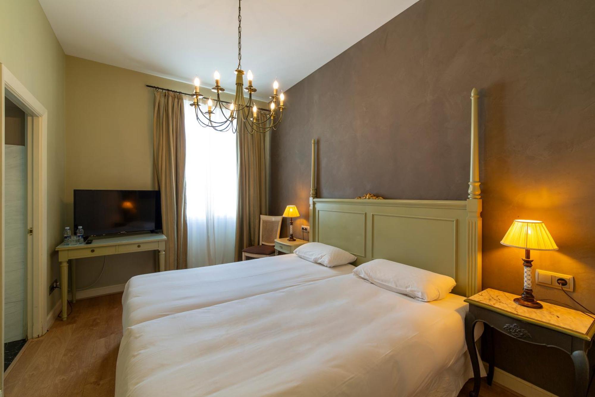 Hotel Kaian Maitea à Plentzia Extérieur photo